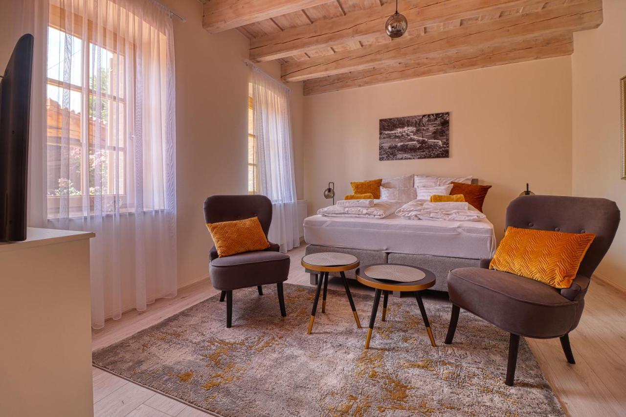 Manna Villa Eger Ngoại thất bức ảnh